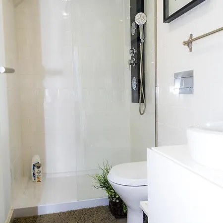 Liiiving In | Invictus Bolhao Garden Apartment Porto